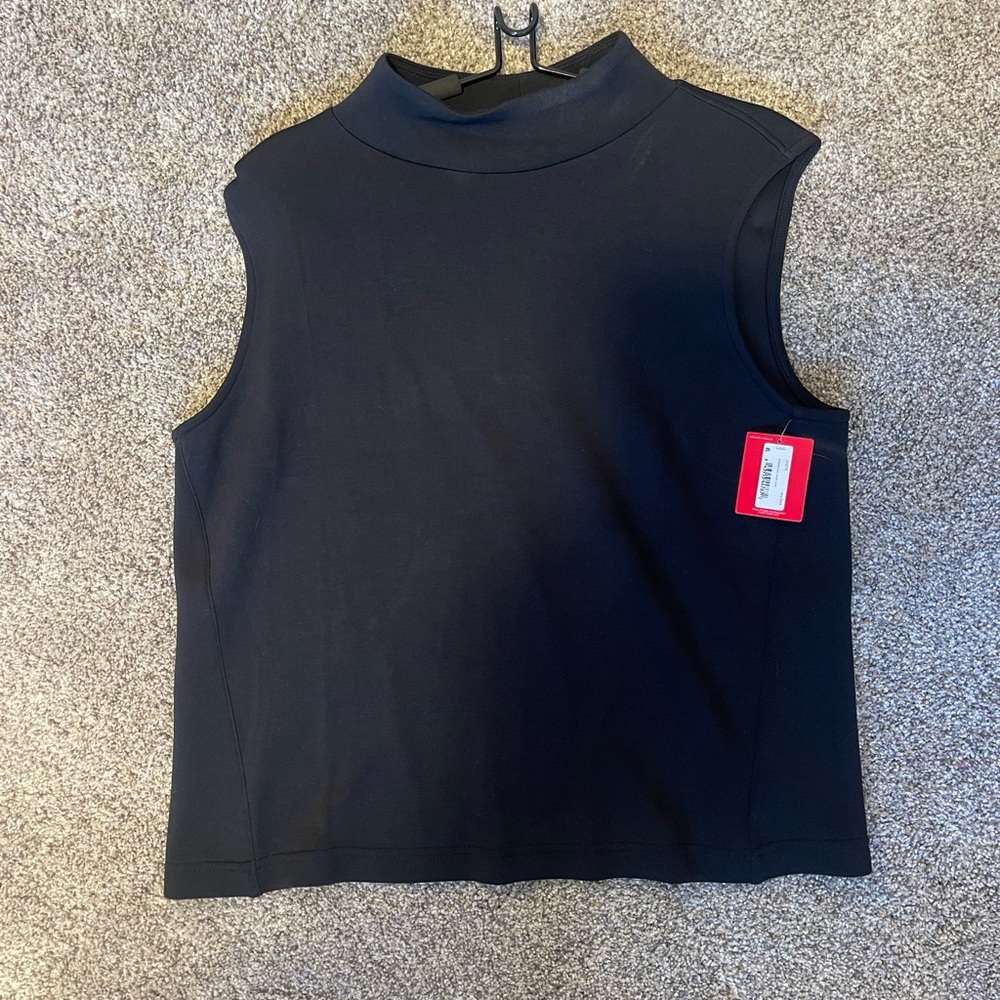 AirEssentials Sleeveless Mock Neck Top Very Black / L